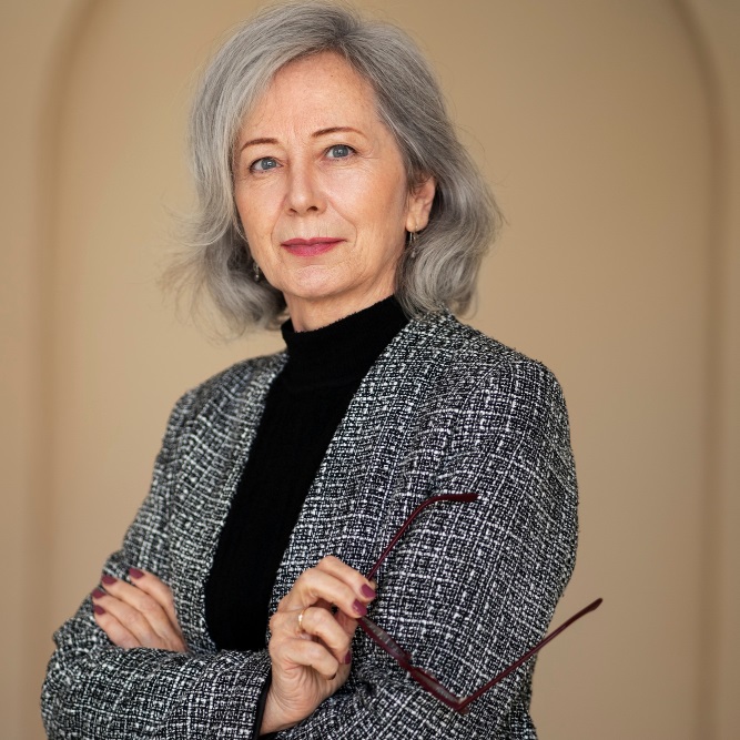 Portrait of Layla Nasser